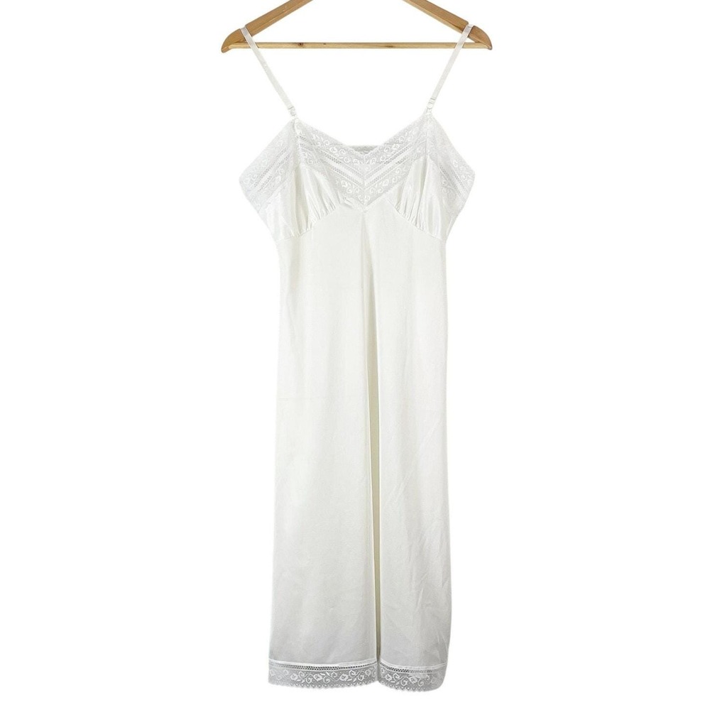 Vintage Sears Women's White Lace Trim Slip Dress Night Gown Size 34 Romantic